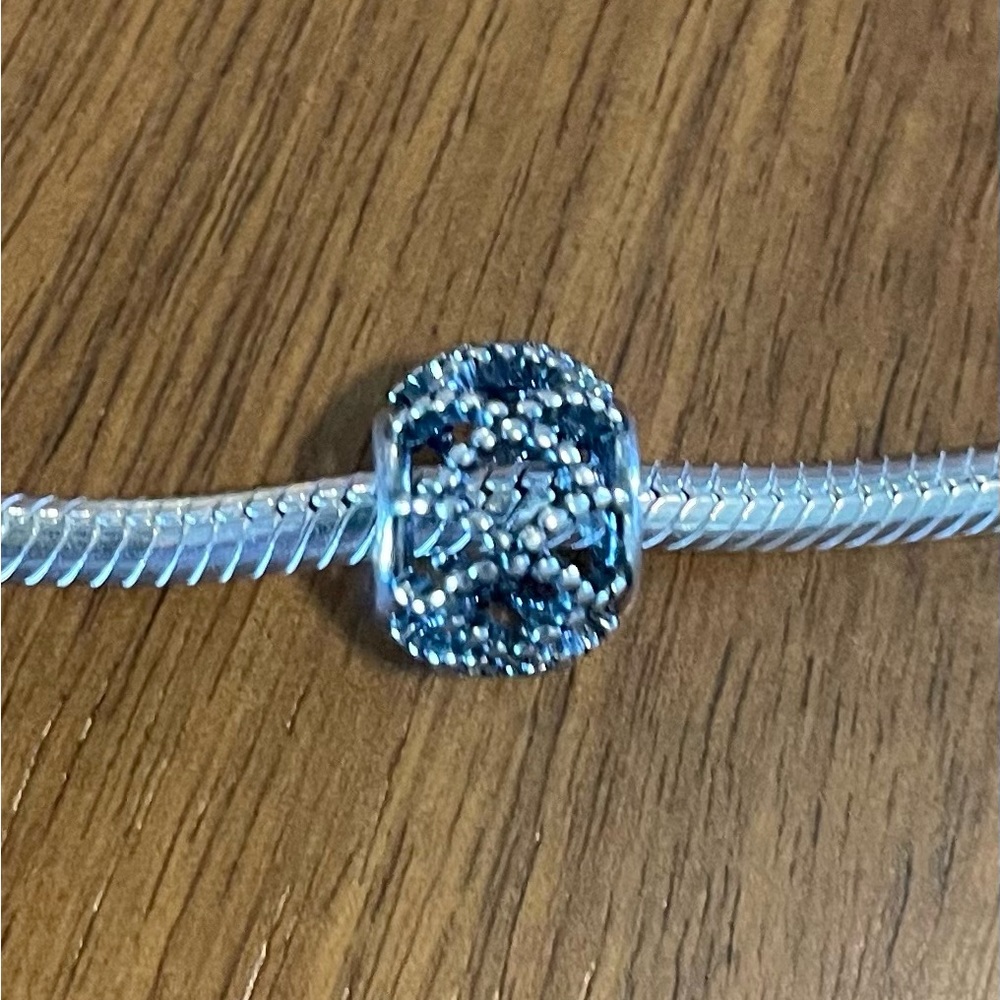 Pandora Openwork Charm Crown Weave